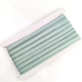 Schr&auml;gband mit H&auml;kelborte uni mint